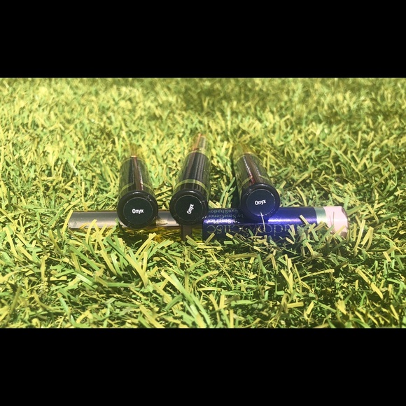 ShadowSense (2 Tubes) - Picture 5 of 6